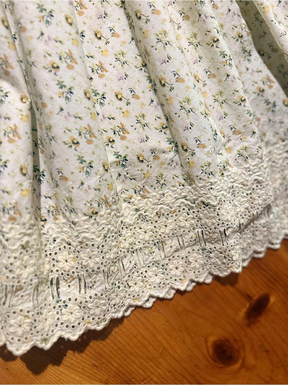 Doen Cream Mini Dress with Yellow Floral Print - Picture 4 of 5